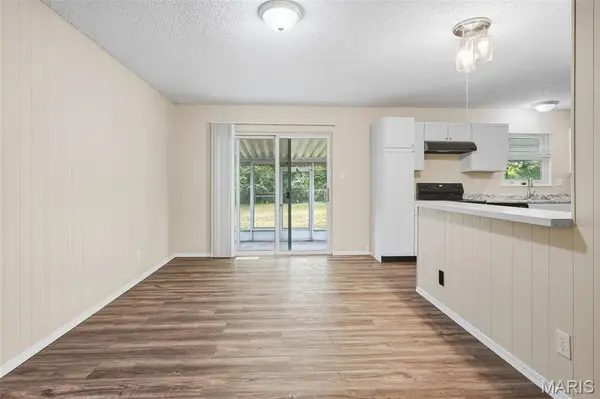 6766 Lesli Mari CT, Florissant, MO 63033