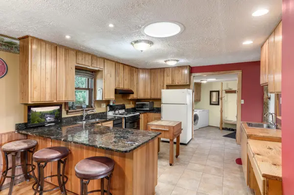 6140 157th LN NW, Anoka, MN 55303