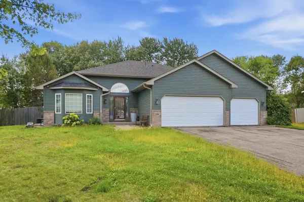 108 Charity CIR, Montrose, MN 55363