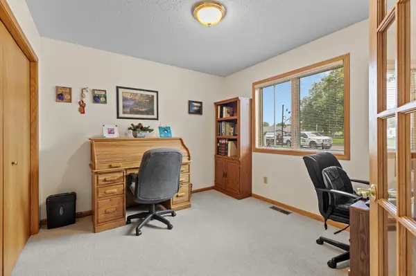 2404 Woodridge LN, Brainerd, MN 56401