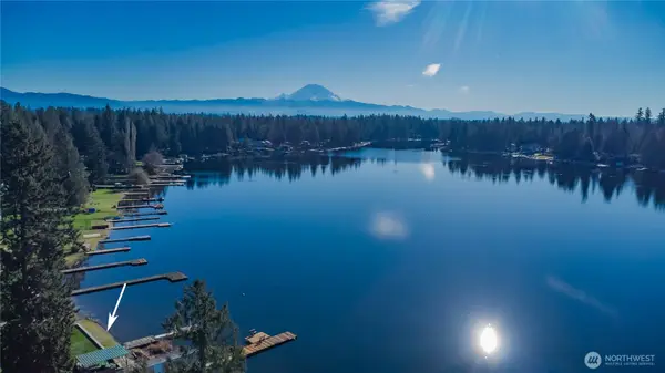 30961 E Lake Morton DR SE, Kent, WA 98042
