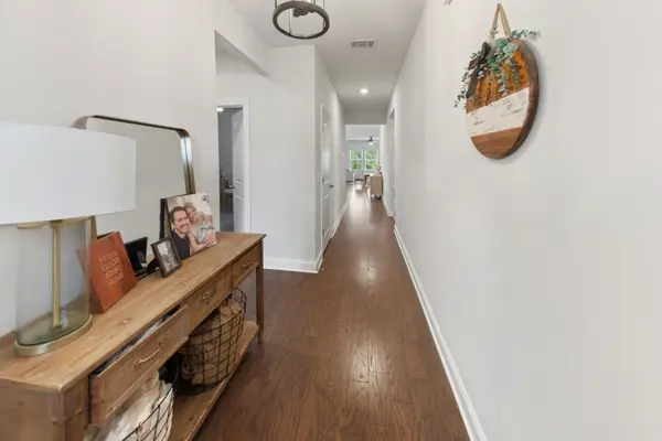 1020 Holland Ridge Way, Lebanon, TN 37090
