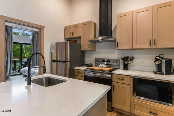 2241 E View Drive, Sevierville, TN 37876