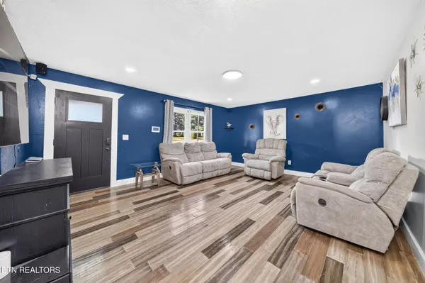598 Glenwood Circle, Crossville, TN 38555