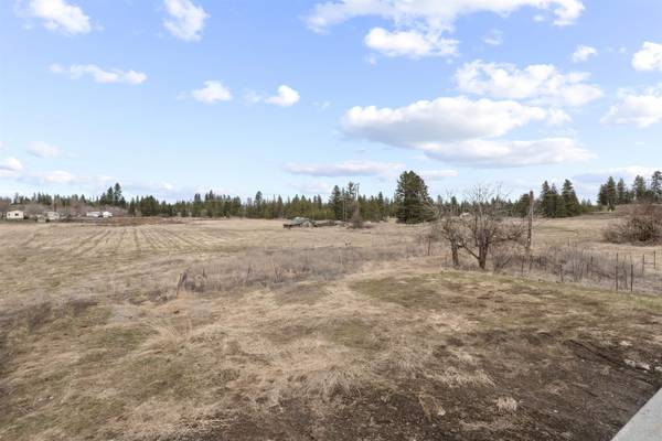 5704 W Garden Springs Rd, Spokane, WA 99224