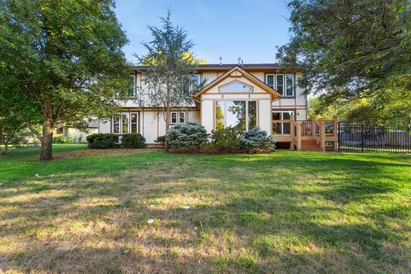 1513 N Valleyview, Wichita, KS 67212