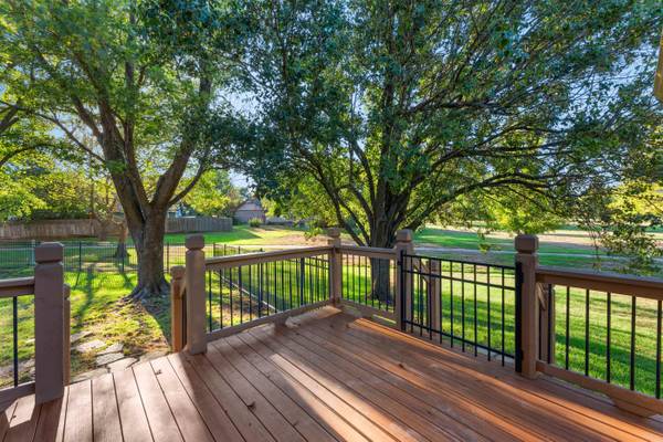 1513 N Valleyview, Wichita, KS 67212
