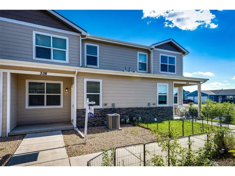 338 S 4th, Deer Trail, CO 80105