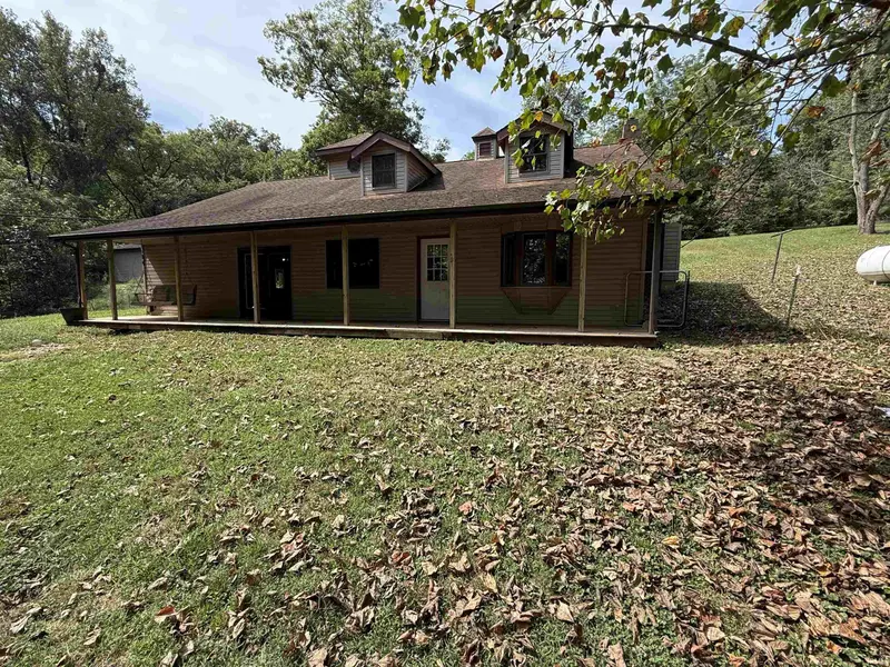 190 TV Tower RD, Mitchell, IN 47446