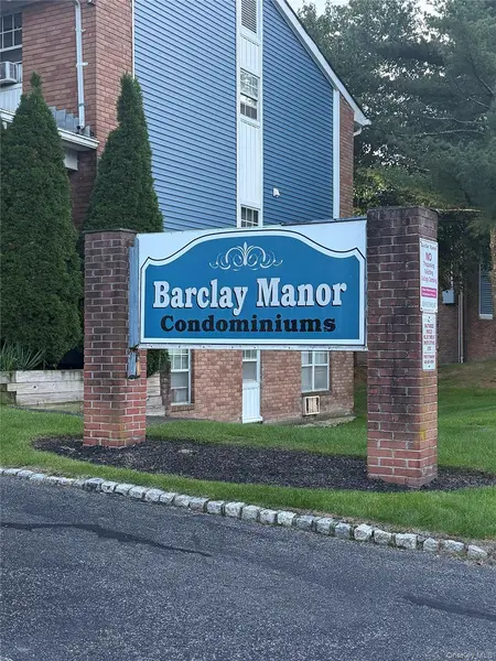 1502 Barclay MNR #15B, Newburgh, NY 12550