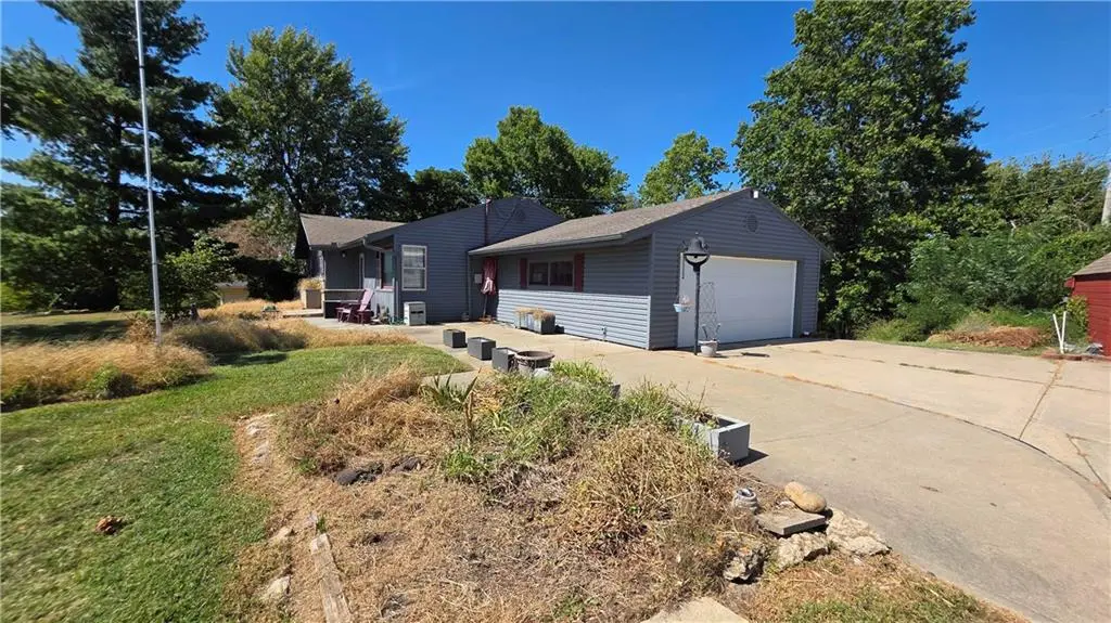 26 Hillcrest DR, Platte City, MO 64079