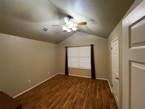106 Prairie Springs LN, Georgetown, TX 78626