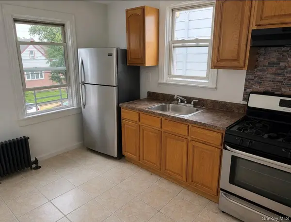 22823 Mentone AVE, Laurelton, NY 11413