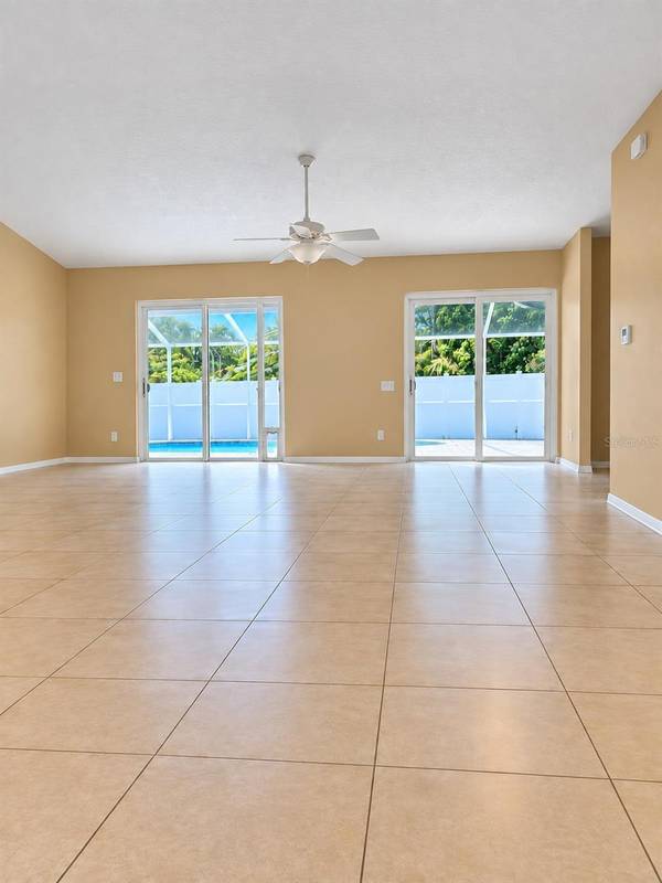 24360 TWIN LAKE DR, Land O Lakes, FL, 34639 photo 3