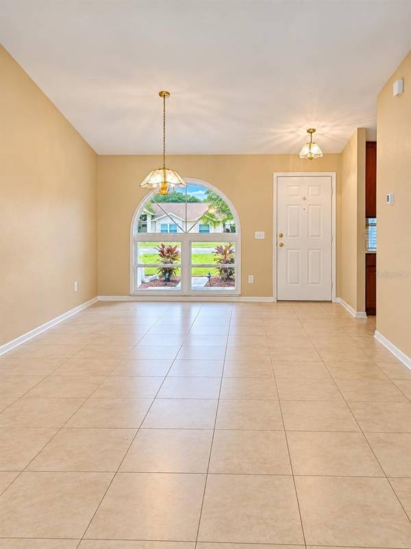 24360 TWIN LAKE DR, Land O Lakes, FL, 34639 photo 2