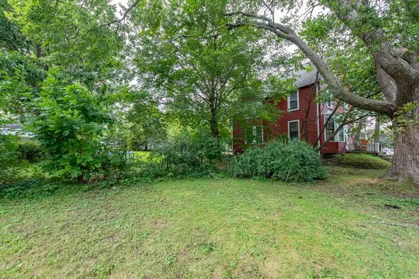 2520 Gideon AVE, Zion, IL 60099