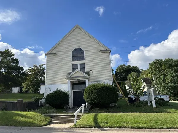 1222 7th AVE, Moline, IL 61265
