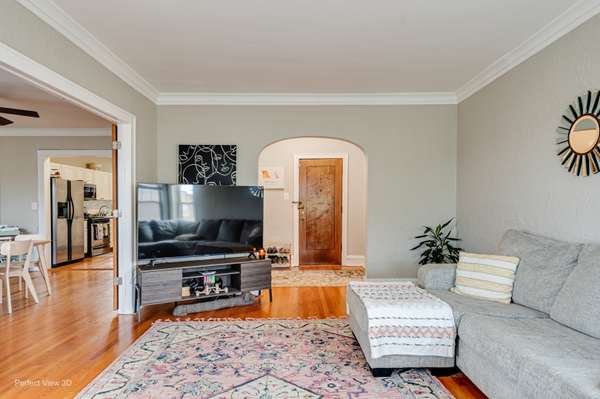 6203 N Oakley AVE #3, Chicago, IL 60659