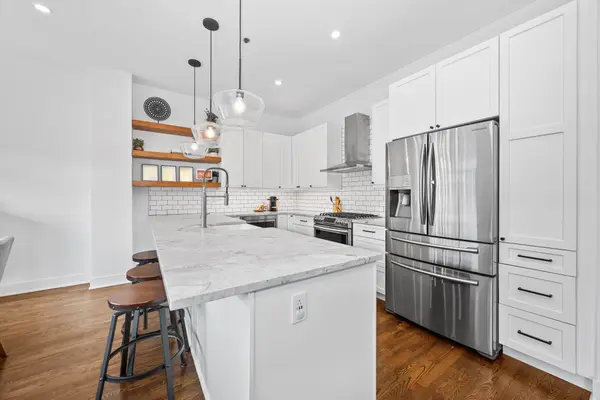 910 W MADISON ST #901E, Chicago, IL 60607