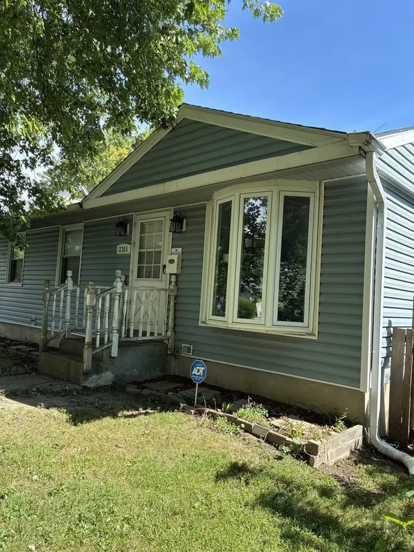 2315 Gilead AVE, Zion, IL 60099