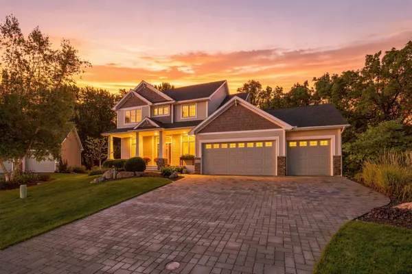 642 Woodland WAY, Eagan, MN 55123