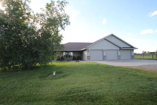 12221 85th AVE, Milaca, MN 56353