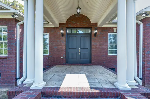 545 Longbranch Rd, Hohenwald, TN 38462