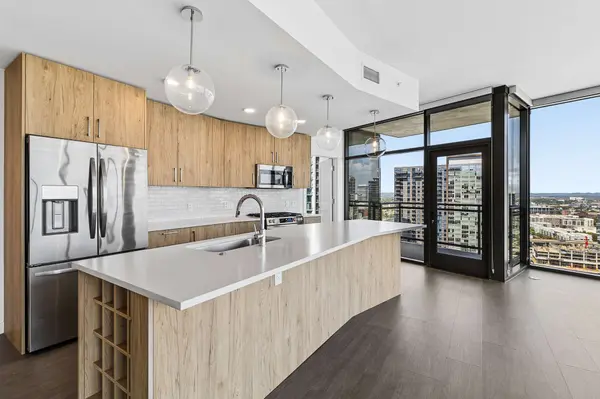 1212 Demonbreun St #2013, Nashville, TN 37203
