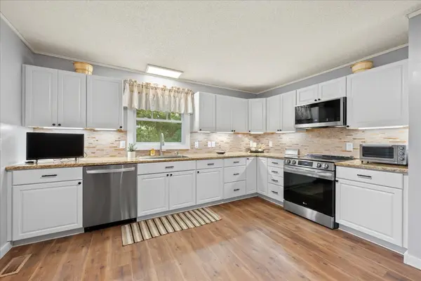 1125 Timber Ridge Road, Charlotte, TN 37036