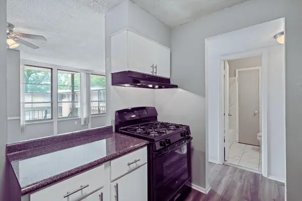 108 N BELVEDERE BLVD #22, Memphis, TN 38104