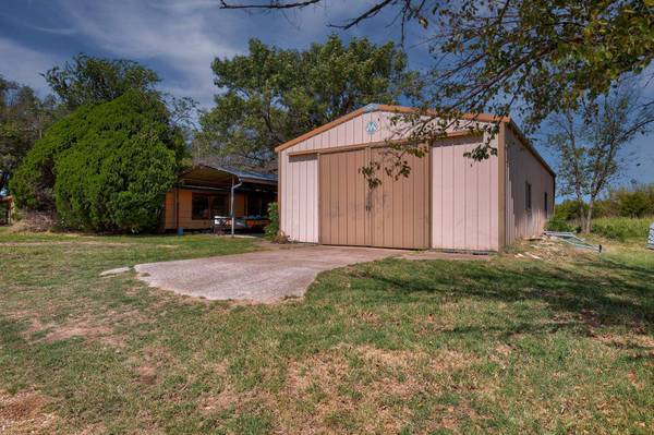 7296 244th, Arkansas City, KS 67005