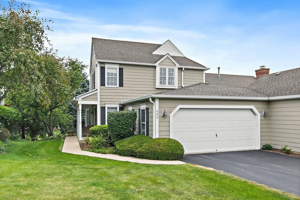 232 Sedgewick CIR, St. Charles, IL 60174