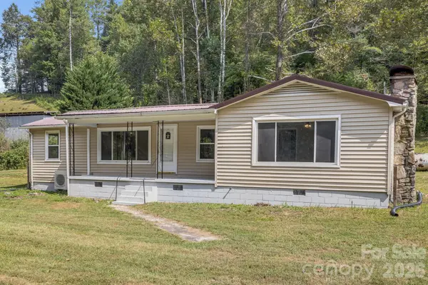 4078 NC 208 HWY, Marshall, NC 28753