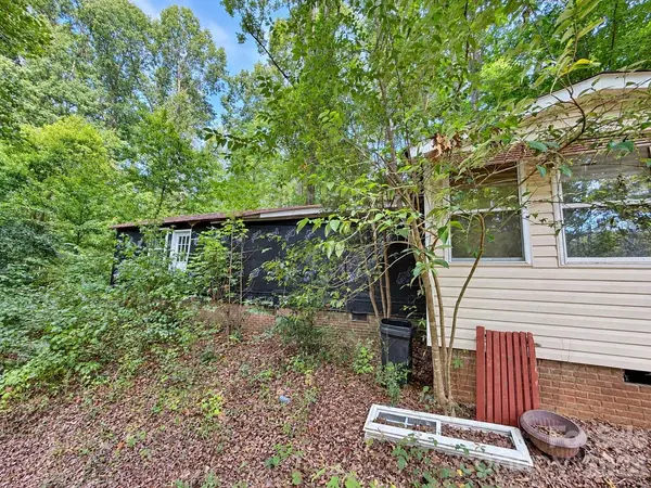 4235 Eagle Chase DR, Charlotte, NC 28216