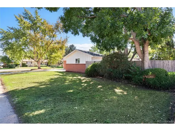 6885 Oak, Arvada, CO 80004