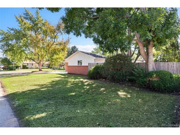 6885 Oak, Arvada, CO 80004