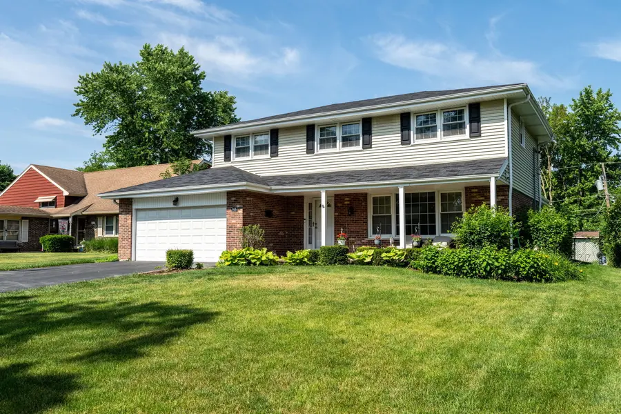 918 S Walnut AVE, Arlington Heights, IL 60005