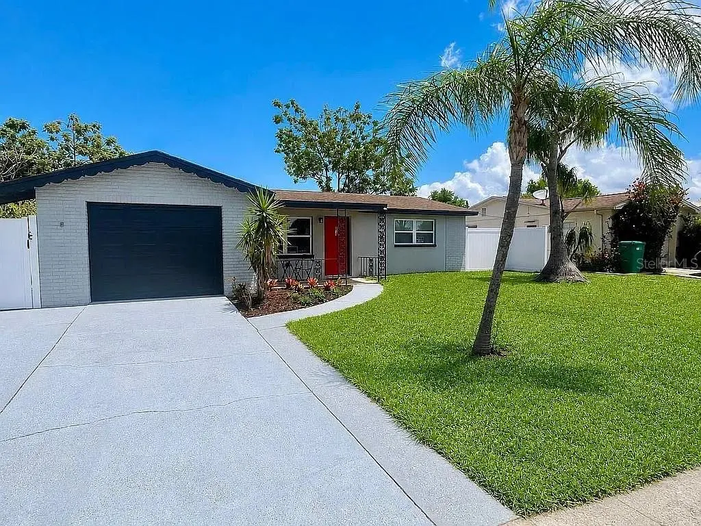 3215 KILBURN RD, Holiday, FL 34691