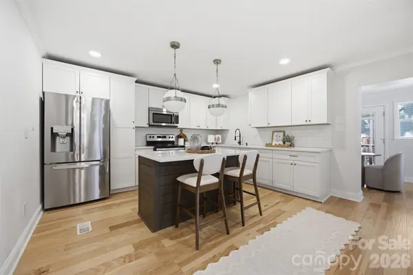 314 Dogwood LN, Belmont, NC 28012