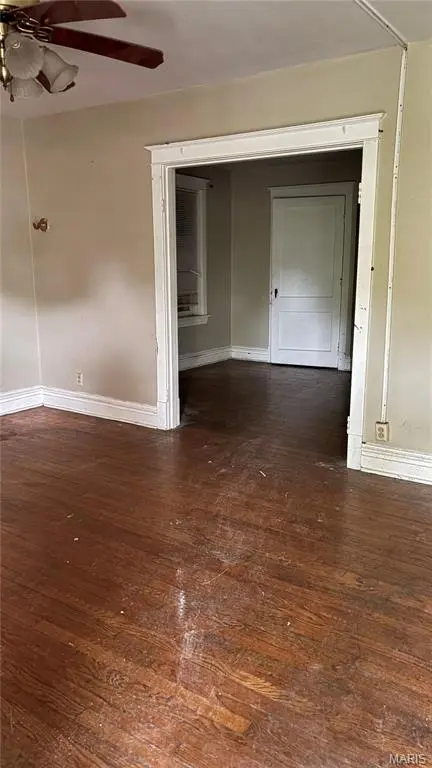3903 Iowa AVE, St Louis, MO 63118