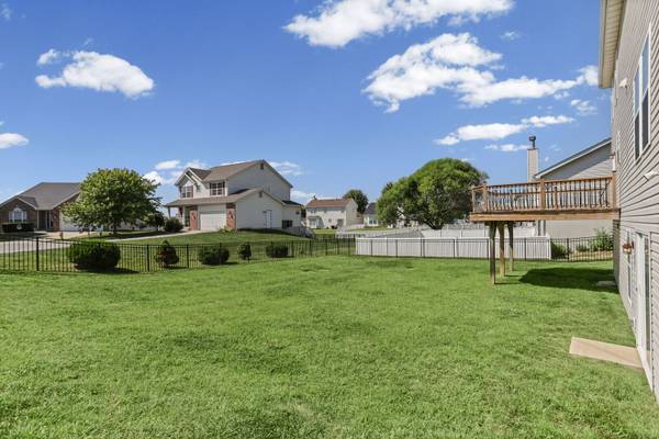 812 Terra Springs Way DR, Fairview Heights, IL 62208