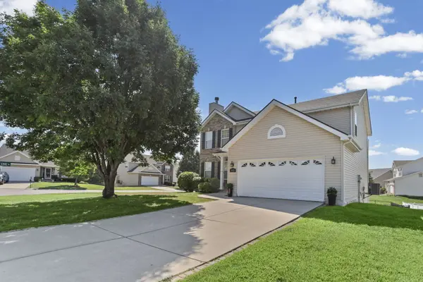 812 Terra Springs Way DR, Fairview Heights, IL 62208