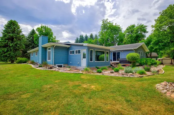 605 Sheyenne ST, Horace, ND 58047