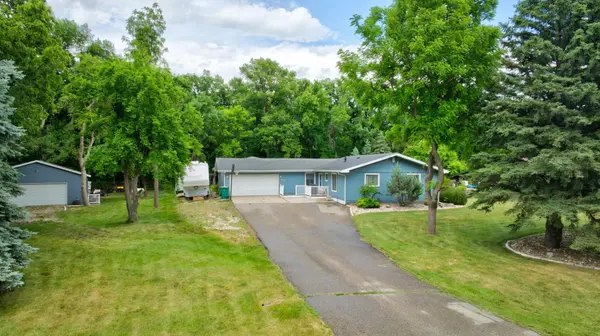 605 Sheyenne ST, Horace, ND 58047