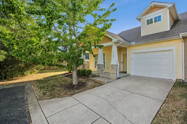 1806 Lincoya Bay Dr, Nashville, TN 37214
