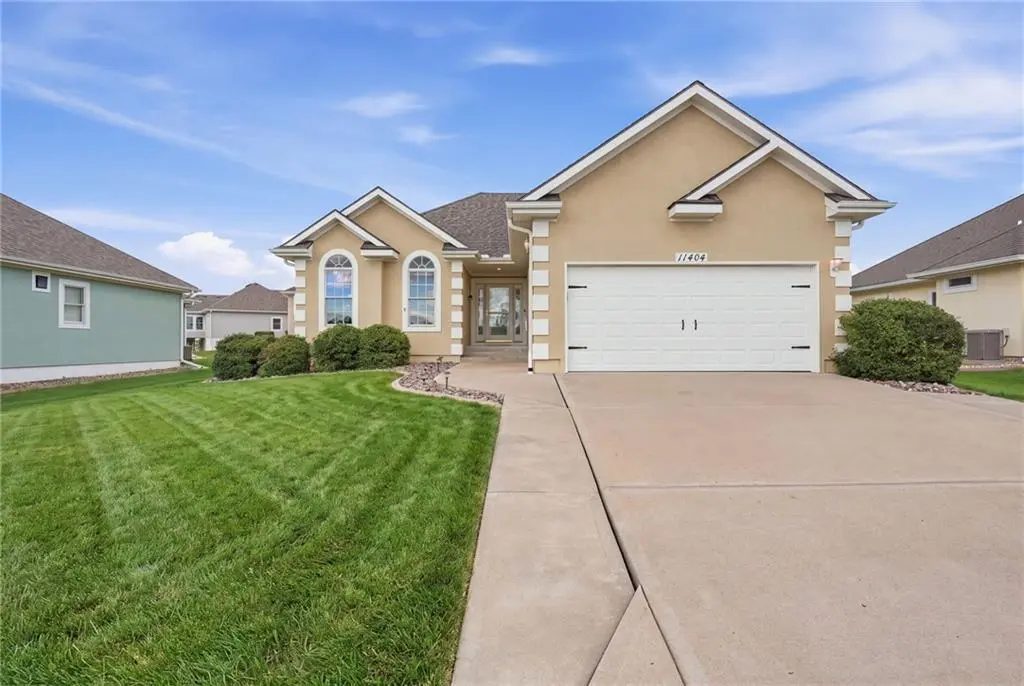 11404 Trevor DR, Peculiar, MO 64078