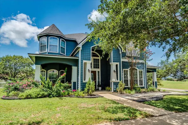 1077 Fairway, Kyle, TX 78640