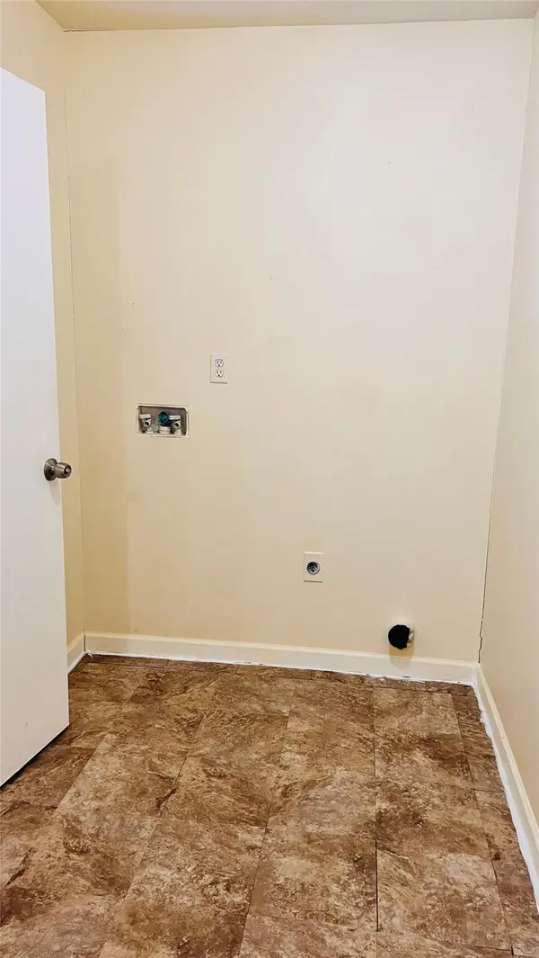 1430 Howard LN W #2-2, Austin, TX 78728