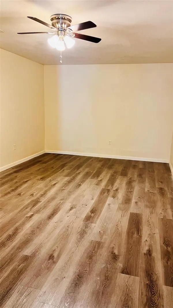1430 Howard LN W #2-2, Austin, TX 78728