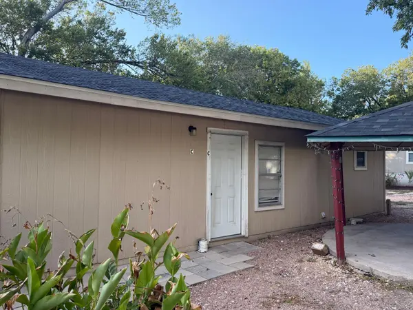 1430 Howard LN W #2-2, Austin, TX 78728